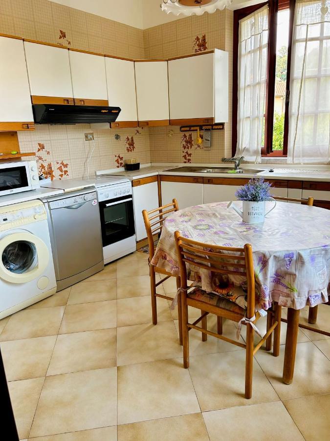 La Casa Del Tiglio Leilighet Sarzana Eksteriør bilde
